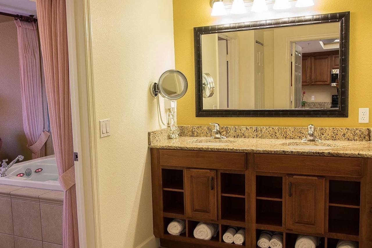 Stunning Condo Near Universal Studios 윌리엄즈버그 외부 사진